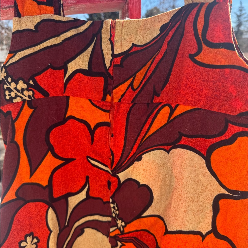 Vintage Floral Maxi Sundress in Orange and Red - Picture 3 of 4